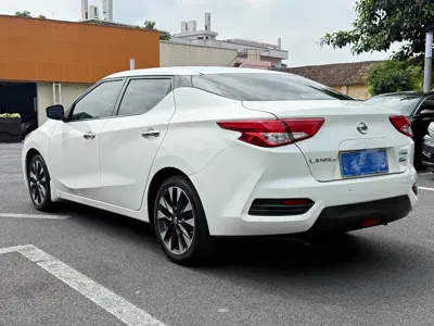 Nissan Bluebird 2018, 80000 км, за 35800 CNY - фото 9