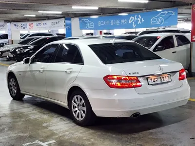 Mercedes-Benz E-Class 2011, 92381 км, за 4000000 KRW - фото 5