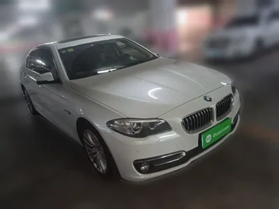 BMW 5 Series 2014, 95100 км, за 88143.34 CNY