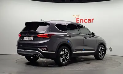 Hyundai Santafe 2019, 132003 км, за 17500000 KRW
