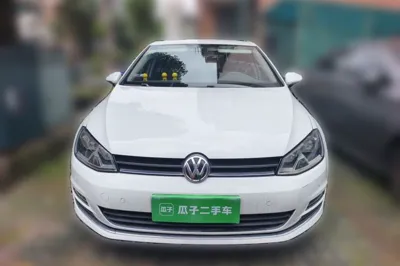 Volkswagen Golf 2016, 81700 км, за 57653.58 CNY