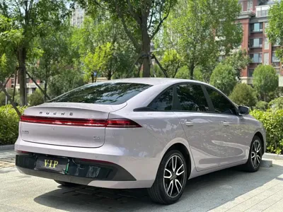 Roewe 荣威D6 2025, 6000 км, за 68800 CNY - фото 9