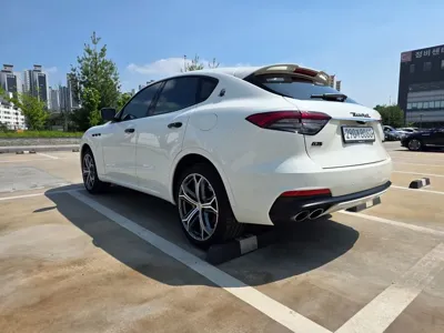 Maserati Levante 2019, 47000 км, за 67500000 KRW