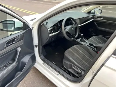 Volkswagen Lavida 2019, 40000 км, за 44600 CNY - фото 6