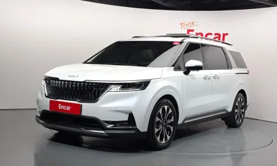Kia Canival · 2023 год