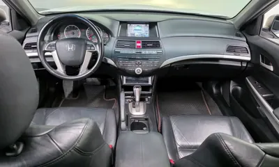 Honda Accord 2011, 127149 км, за 4500000 KRW - фото 7