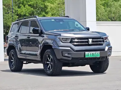 Tank Tank 400 New Energy 2023, 26000 км, за 212800 CNY