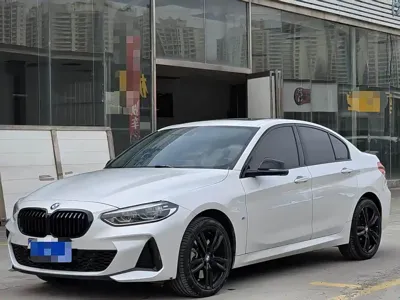 BMW 1 Series 2023, 40000 км, за 97100 CNY - фото 1