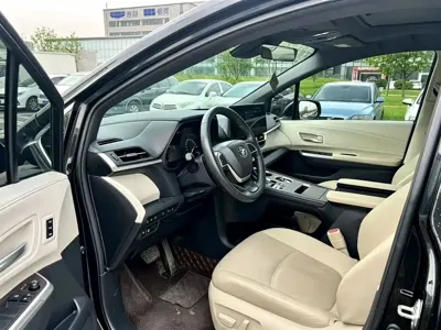 Toyota Granvia 2023, 75000 км, за 215000 CNY - фото 8