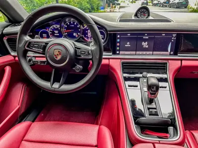Porsche Panamera 2022, 48000 км, за 598000 CNY - фото 11