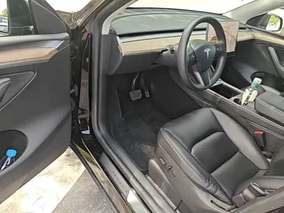 Tesla Model Y 2022, 75300 км, за 144600 CNY - фото 16