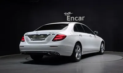 Mercedes-Benz E-Class 2017, 105275 км, за 20890000 KRW