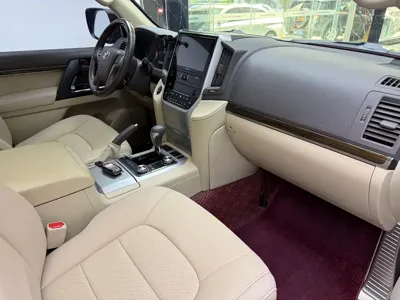 Toyota Land Cruiser 2019, 71000 км, за 447000 CNY - фото 14