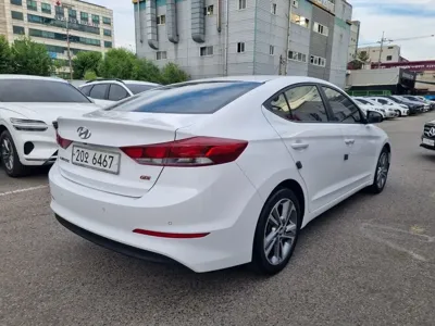 Hyundai Avante 2017, 65844 км, за 10300000 KRW - фото 6
