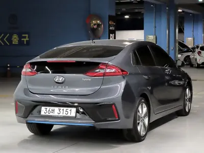 Hyundai Ioniq 2017, 77561 км, за 12000000 KRW