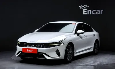 Kia K5 · 2023 год