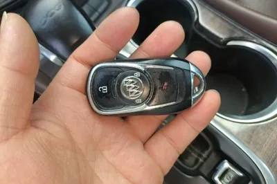 Buick Envision 2017, 123000 км, за 46921.44 CNY - фото 23