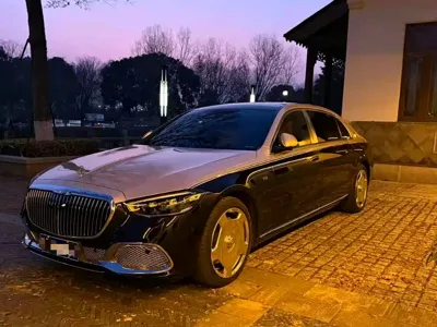 Mercedes-Benz S-Class · 2023 год