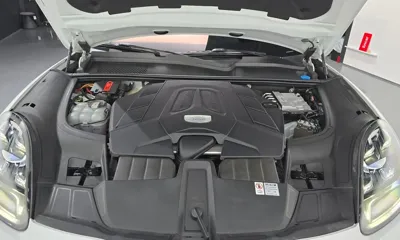 Porsche Cayenne 2023, 30761 км, за 101990000 KRW - фото 6