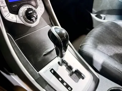 Hyundai Avante 2012, 145210 км, за 3800000 KRW - фото 11