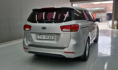 Kia Canival 2015, 126767 км, за 7500000 KRW