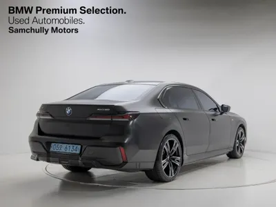 BMW i7 2023, 82700 км, за 105000000 KRW