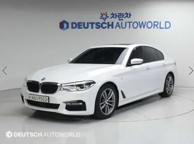 BMW 5-Series · 2017 год