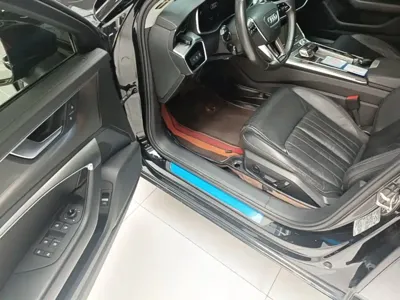 Audi A6L 2021, 82200 км, за 181600 CNY - фото 16