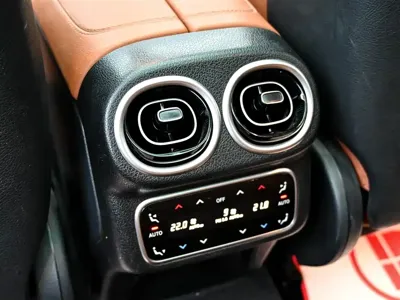 Mercedes-Benz GLC 2023, 49500 км, за 239000 CNY - фото 34