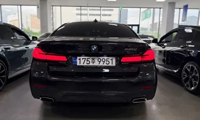 BMW 5-Series 2023, 53108 км, за 23296.47 USD