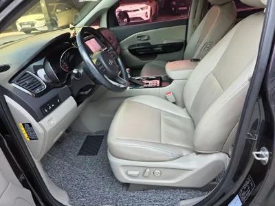 Kia Canival 2019, 152204 км, за 12900000 KRW - фото 10