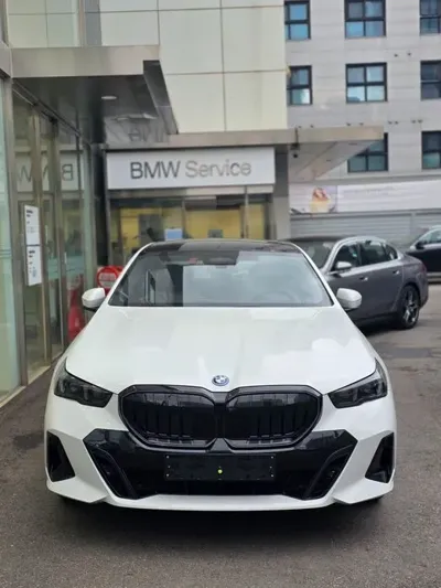BMW 5-Series 2026, 1550 км, за 86700000 KRW