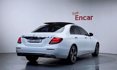 Mercedes-Benz E-Class 2017, 106037 км, за 18990000 KRW