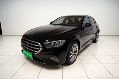 Mercedes-Benz E-Class · 2024 год