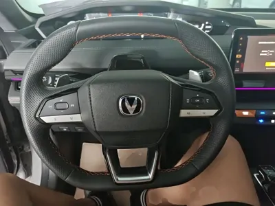 Changan UNI-V 2022, 29900 км, за 68100 CNY - фото 11