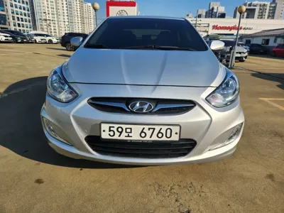 Hyundai Accent 2015, 184399 км, за 3000000 KRW - фото 3