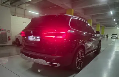 BMW X5 2022, 28000 км, за 75500000 KRW