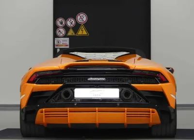 Lamborghini Huracan 2023, 3920 км, за 383000000 KRW - фото 3