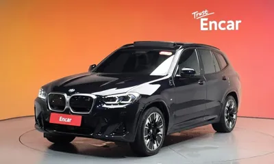 BMW iX3 · 2023 год