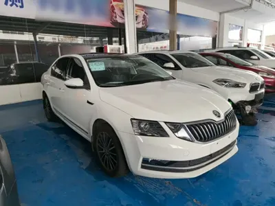 Skoda Octavia 2019, 121800 км, за 44400 CNY