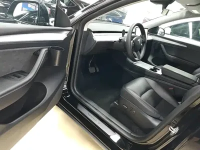 Tesla Model Y 2023, 74100 км, за 163400 CNY - фото 16