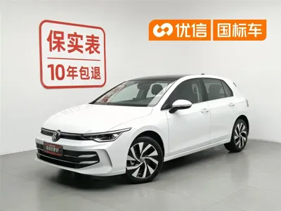 Volkswagen Golf · 2025 год