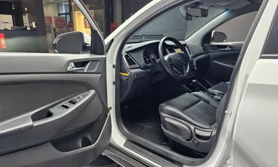 Hyundai Tucson 2016, 73159 км, за 12300000 KRW - фото 10