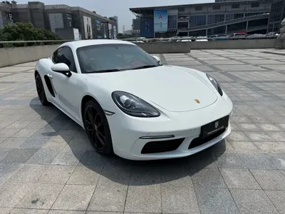 Porsche 718 2024, 8000 км, за 498000 CNY