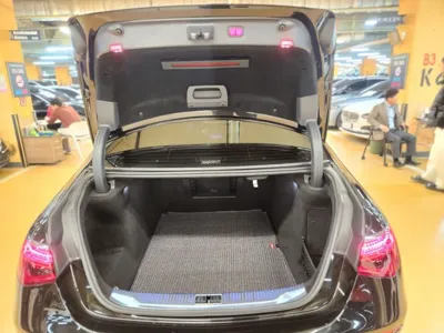 Mercedes-Benz S-Class 2021, 43670 км, за 84000000 KRW