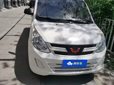 Wuling Rongguang V 2020, 127600 км, за 16000 CNY
