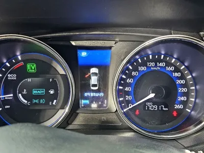 Hyundai Sonata 2014, 170921 км, за 3390000 KRW - фото 7