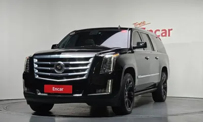 Cadillac Escalade · 2015 год