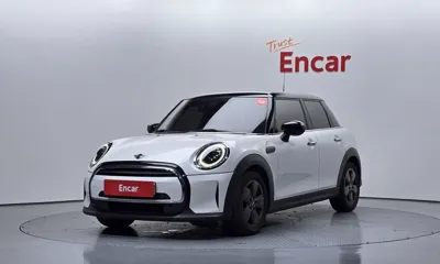 MINI Cooper · 2023 год