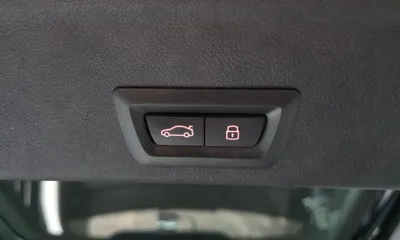 BMW X6 2025, 9079 км, за 120700000 KRW - фото 31